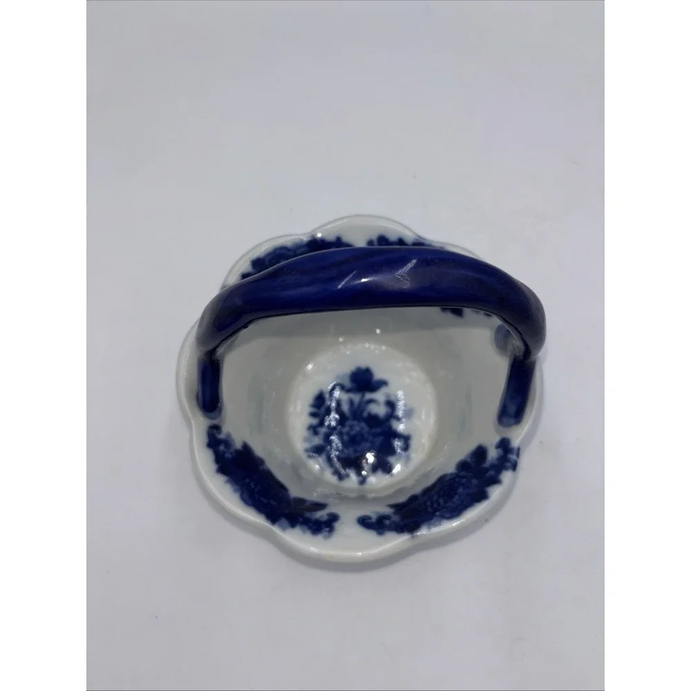 Cracker Barrel Blue Rose And White Floral Porcelain Basket